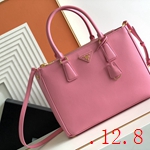 スーパーコピーブラダバッグ